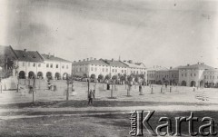 Przed 1914, Żółkiew, Austro-Węgry.
 Kamienice przy Rynku.
 Fot. NN, zbiory Ośrodka KARTA, udostępnił Jurij Karpenczuk
   
