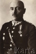 1920-1939, Żółkiew, woj. Lwów, Polska.
 Pułkownik Wojska Polskiego, portret w mundurze.
 Fot. NN, zbiory Ośrodka KARTA, udostępnił Jurij Karpenczuk
   
