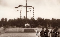 3.10.1915, Lwów, Austro-Węgry.
Polowa msza święta na wojskowym cmentarzu.
Fot. NN, zbiory Ośrodka KARTA, udostępnił Jurij Karpenczuk
   
