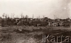 1915, Lwów, Austro-Węgry.
Umocnienia zniszczone Podczas walk Austriaków z Rosjanami latem 1915 roku.
Fot. NN, zbiory Ośrodka KARTA, udostępnił Jurij Karpenczuk