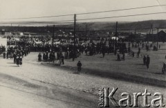 Przed 1955, Swirsk, Irkucki obwód, ZSRR.
Pochód pierwszomajowy.
Fot. Michał Orszewski, zbiory Ośrodka KARTA, udostępniła Otylia Borzuchowska.

