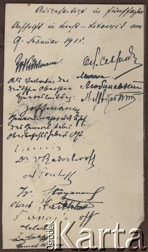 1918, Brześć, Polska.
Autografy podpisów traktatu pokojowego, zawartego w Brześciu 8 lutego 1918 między Niemcami a Ukrainą.
Fot. NN, zbiory Ośrodka KARTA, kolekcję Dominika Piotrowskiego udostępnił Jan Rutkiewicz Na niektórych fotografiach pieczątka 