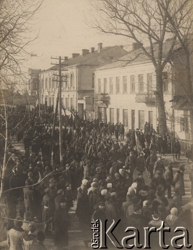 9.02.1920, Brześć, Polska.
Oddział policji w pochodzie.
Fot. NN, zbiory Ośrodka KARTA, kolekcję Dominika Piotrowskiego udostępnił Jan Rutkiewicz
 
