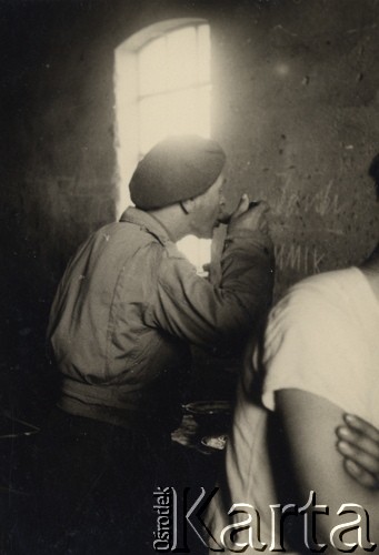 Po 1945, Niemcy.
Polscy żołnierze służący w amerykańskiej strefie okupacyjnej. 
Fot. NN, zbiory Ośrodka KARTA, kolekcję Dominika Piotrowskiego udostępnił Jan Rutkiewicz
 
