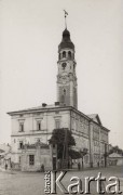 przed 1939, Śniatyn, woj. Stanisławów, Polska
Budynek Ratusza.
Fot. Stanisław Bober, kolekcję udostępniły Danuta Mordal i Ewa Szafrańska; zbiory Ośrodka KARTA 

