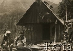 Przed 1939, Czarnohora, Polska.
Stacja górska na masywie Maryszewska.
Fot. NN, zbiory Ośrodka KARTA