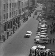 lata 70-te, Opole, Polska
Fragment miasta.
Fot. Stanisław Bober, kolekcję udostępniły Danuta Mordal i Ewa Szafrańska; zbiory Ośrodka KARTA 

