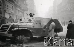 23.10 - 4.11.1956, Budapeszt, Węgry.
Rewolucja węgierska - ulice Budapesztu podczas zamieszek.
Fot. Marian Dudziński, zbiory Ośrodka KARTA