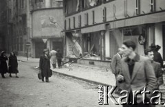 23.10 - 4.11.1956, Budapeszt, Węgry.
Rewolucja węgierska - ulice Budapesztu podczas zamieszek.
Fot. Marian Dudziński, zbiory Ośrodka KARTA