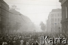 23.10 - 4.11.1956, Budapeszt, Węgry.
Rewolucja węgierska - ulice Budapesztu podczas zamieszek.
Fot. Marian Dudziński, zbiory Ośrodka KARTA