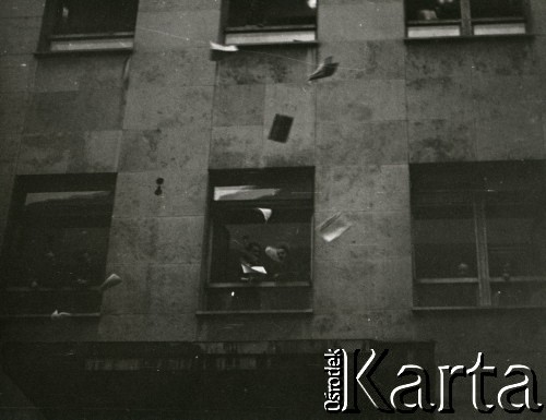 23.10 - 4.11.1956, Budapeszt, Węgry.
Rewolucja węgierska - ulice Budapesztu podczas zamieszek.
Fot. Marian Dudziński, zbiory Ośrodka KARTA
