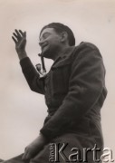 31.12.1945, Anglia.
Powrót żołnierzy Polskich Sił Zbrojnych do Polski - pożegnanie żołnierzy wracających do kraju drogą morską. Podpis na odwrocie: 
