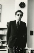 Lata 60., brak miejsca.
Zdzisław Najder w czytelni.
Fot. NN, kolekcja Zdzisława Najdera, zbiory Ośrodka KARTA.