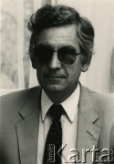 Około 1992, brak miejsca.
Zdzisław Najder.
Fot. NN, kolekcja Zdzisława Najdera, zbiory Ośrodka KARTA.