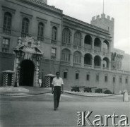 Czerwiec 1960, Francja. 
Zdzisław Najder podczas wakacji na Rivierze.
Fot. NN, kolekcja Zdzisława Najdera, zbiory Ośrodka KARTA.