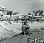 Czerwiec 1960, Juan-les-Pins, Francja. 
Zdzisław Najder podczas wakacji na Rivierze.
Fot. NN, kolekcja Zdzisława Najdera, zbiory Ośrodka KARTA.