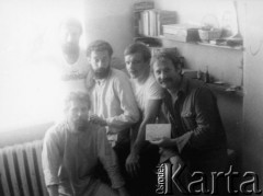 1982, Białołęka k/Warszawy, Polska.
Internowani działacze NSZZ 