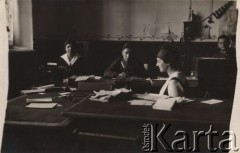1920, Polska.
Pracownicy Amerykańskiej Misji Pomocy.
Fot. 
