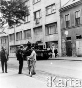Sierpień 1968, Bratysława, Czechosłowacja.
Interwencja wojsk Układu Warszawskiego.
Fot. Marcin Jabłoński, zbiory Ośrodka KARTA