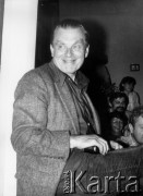 1980, Warszawa.
Czesław Miłosz na spotkaniu z czytelnikami w mieszkaniu Bąkowskich.
Fot. Marcin Jabłoński, zbiory Ośrodka KARTA