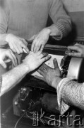 1978-1979, prawdopodobnie Konstancin k/Warszawy.
Konspiracyjna drukarnia Niezależnej Oficyny Wydawniczej NOWa.
Fot. Marcin Jabłoński, zbiory Ośrodka KARTA
