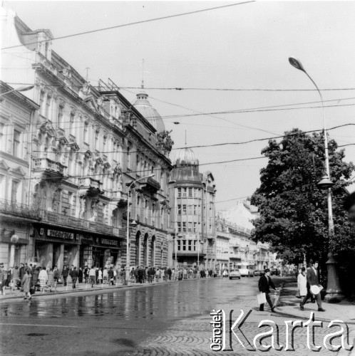 Wrzesień 1971, Lwów, ZSRR.
Prospekt Swobody (Aleja Wolności; dawniej Wały Hetmańskie).
Fot. Marcin Jabłoński, zbiory Ośrodka KARTA