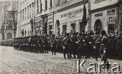 18.05.1935, Kraków, Polska.
Pogrzeb Marszałka Józefa Piłsudskiego. Napis pod zdjęciem: 