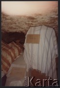 13.12.1982, Lund, Szwecja.
 Posortowana pomic w przechowalni kościelnej, m.in. dla teatrów Komedia i Syrena w Warszawie. 
 Fot. NN, zbiory Ośrodka KARTA, udostępnili państwo Wielochowie