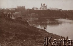 Przed 1918, Zwiahel (Nowogród Wołyński), Wołyń, Rosja.
Widok miasteczka, rzeka Słucz.
Fot. NN, zbiory Ośrodka KARTA, kolekcję rodziny Petrulewiczów przekazały Halszka i Wanda Żuromskie


