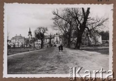 1940-1944, Radzyń Podlaski, woj. Lublin, Polska.
Rokokowy pałac Potockich.
Fot. Kazimierz Petrulewicz, zbiory Ośrodka KARTA, kolekcję rodziny Petrulewiczów udostępniły Halszka i Wanda Żuromskie