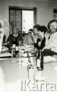 22-23.04.1989, Stalowa Wola, Polska.
I Krajowy Zjazd Prasy Niezależnej NSZZ „Solidarność”. Gazetę Podlaską wydawaną w Regionie Mazowsze reprezentował Tomasz Olko. Druga od lewej (w okularach) siedzi Helena Łuczywo. 
Fot. Tomasz Olko, zbiory Ośrodka KARTA, przekazał Tomasz Olko