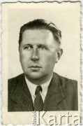 Lata 40.-50., brak miejsca.
Portret mężczyzny. 
Fot. NN, zbiory Ośrodka KARTA.