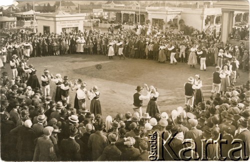 1926, Orłowa (Orlova), Zaolzie, Czechosłowacja.
Wystawa w Orłowej.
Fot. NN, zbiory Ośrodka KARTA, udostępnił Władysław Owczarzy