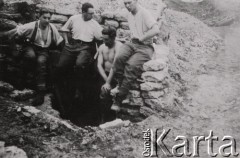 1941, Francja.
 Niemieccy żołnierze.
 Fot. NN, zbiory Ośrodka KARTA, udostępnił Stanisław Blichiewicz
   
