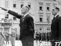 18.07.1943, Lwów, dystrykt Galicja, Generalna Gubernia.
 Uroczysta odprawa ochotników do 14 Dywizji Strzeleckiej SS 