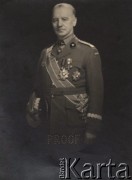 Przed 1943, Wielka Brytania
Generał Władysław Sikorski z przypiętymi odznaczeniami, m.in.: Krzyż Wielki Orderu Virtuti Militari, Krzyż Walecznych.
Fot. NN, zbiory Ośrodka KARTA, udostępniła Krystyna Bogucka