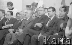 24.09.1981, Warszawa, Polska.
Ingres prymasa Józefa Glempa w katedrze św. Jana w Warszawie. Na zdjęciu msza ingresowa przed kościołem św. Anny. Przedstawiciele rządu od prawej: Jerzy Kuberski, Józef Ozga-Michalski, Ludomir Stasiak, Adam Morawski (CHSS), w głębi ks. Adam Boniecki, Zdzisław Pilecki (CHSS). 
Fot. NN, zbiory Ośrodka KARTA/Independent Polish Agency (IPA) przekazał Józef Lebenbaum