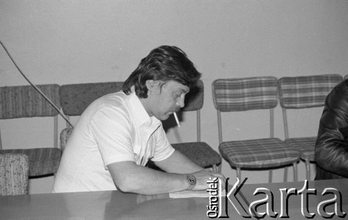 wrzesień 1981, Warszawa, Polska.
Spotkanie niezależnych wydawców w siedzibie Regionu Mazowsze NSZZ 