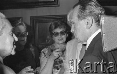 6.06.1981, Warszawa, Polska.
Wizyta Czesława Miłosza w Polsce po otrzymaniu Literackiej Nagrody Nobla - spotkanie z poetą w Pałacu na Wodzie w Łazienkach Królewskich. 
Fot. NN, zbiory Ośrodka KARTA/Independent Polish Agency (IPA) przekazał Józef Lebenbaum