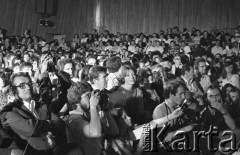 6.06.1981, Warszawa, Polska.
Wizyta Czesława Miłosza w Polsce po otrzymaniu Literackiej Nagrody Nobla - spotkanie z czytelnikami w Centralnym Klubie Studentów Politechniki Warszawskiej 