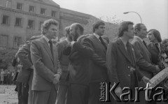 31.05.1981, Warszawa, Polska.
Pogrzeb Kardynała Stefana Wyszyńskiego - członkowie delegacji Solidarności, m.in. Jan Kułaj. 
Fot. NN, zbiory Ośrodka KARTA/Independent Polish Agency (IPA) przekazał Józef Lebenbaum