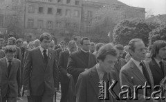 31.05.1981, Warszawa, Polska.
Pogrzeb Kardynała Stefana Wyszyńskiego - członkowie delegacji NSZZ 