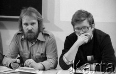 Luty 1981, Warszawa, Polska.
Wydział Polonistyki Uniwersytetu Warszawskiego - strajk okupacyjny studentów solidaryzujących się ze studentami w Łodzi. Po prawej stronie siedzi Tomasz Lis. 
Fot. NN, zbiory Ośrodka KARTA/Independent Polish Agency (IPA) przekazał Józef Lebenbaum