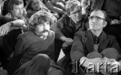 8.03.1981, Warszawa, Polska.
Obchody rocznicy Marca'68 na Uniwersytecie Warszawskim. Sesja naukowa w auli Audytorium Maximum Uniwersytetu Warszawskiego - słuchacze.
Fot. Andrzej Friszke, zbiory Ośrodka KARTA/Independent Polish Agency (IPA) przekazał Józef Lebenbaum