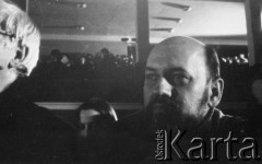 8.03.1981, Warszawa, Polska.
Obchody rocznicy Marca'68 na Uniwersytecie Warszawskim. Sesja naukowa w auli Audytorium Maximum Uniwersytetu Warszawskiego - słuchacze. 
Fot. Andrzej Friszke, zbioru Ośrodka KARTA/Independent Polish Agency (IPA) przekazał Józef Lebenbaum