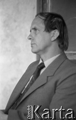 1981, Warszawa, Polska.
Uniwersytet Warszawski, spotkanie z Edmundem Bałuką w Audytorium Oskara Langego. Edmund Bałuka w latach 1958-1972 był pracownikiem Stoczni Szczecińskiej im. Adolfa Warskiego, uczestniczył w strajku okupacyjnym w stoczni w grudniu 1970 roku, w latach 1973-1981 przebywał na emigracji.
Fot. NN, zbiory Ośrodka KARTA/Independent Polish Agency (IPA), przekazał Józef Lebenbaum