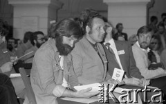 Czerwiec 1981, Warszawa, Polska.
I Walne Zebranie Delegatów NSZZ „Solidarność” Regionu Mazowsze w gmachu Politechniki Warszawskiej - uczestnicy zgromadzenia, 1. z lewej Marek Miecznikowski.
Fot. NN, zbiory Ośrodka KARTA/Independent Polish Agency (IPA) przekazał Józef Lebenbaum
