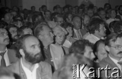 Czerwiec 1981, Warszawa, Polska.
I Walne Zebranie Delegatów NSZZ „Solidarność” Regionu Mazowsze w gmachu Politechniki Warszawskiej, w środku Halina Mikołajska. 
Fot. NN, zbiory Ośrodka KARTA/Independent Polish Agency (IPA) przekazał Józef Lebenbaum