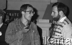 Czerwiec 1981, Warszawa, Polska.
I Walne Zebranie Delegatów NSZZ „Solidarność” Regionu Mazowsze w gmachu Politechniki Warszawskiej, z lewej stoi Marek Nowicki.
Fot. NN, zbiory Ośrodka KARTA/Independent Polish Agency (IPA) przekazał Józef Lebenbaum
