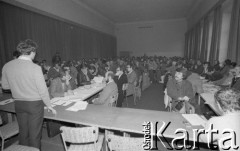 1981, Warszawa, Polska.
Wybory nowego Zarządu NSZZ 